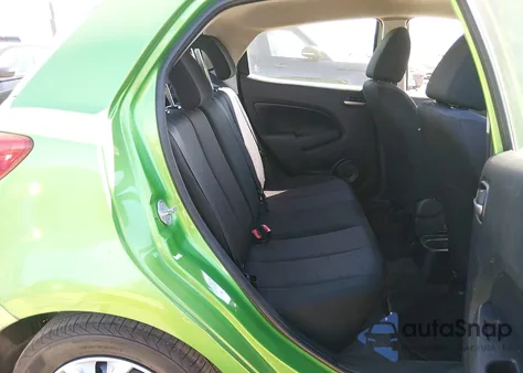 2013 Mazda Mazda2 Sport из США, поврежденный, VIN JM1DE1KZ6D0159079